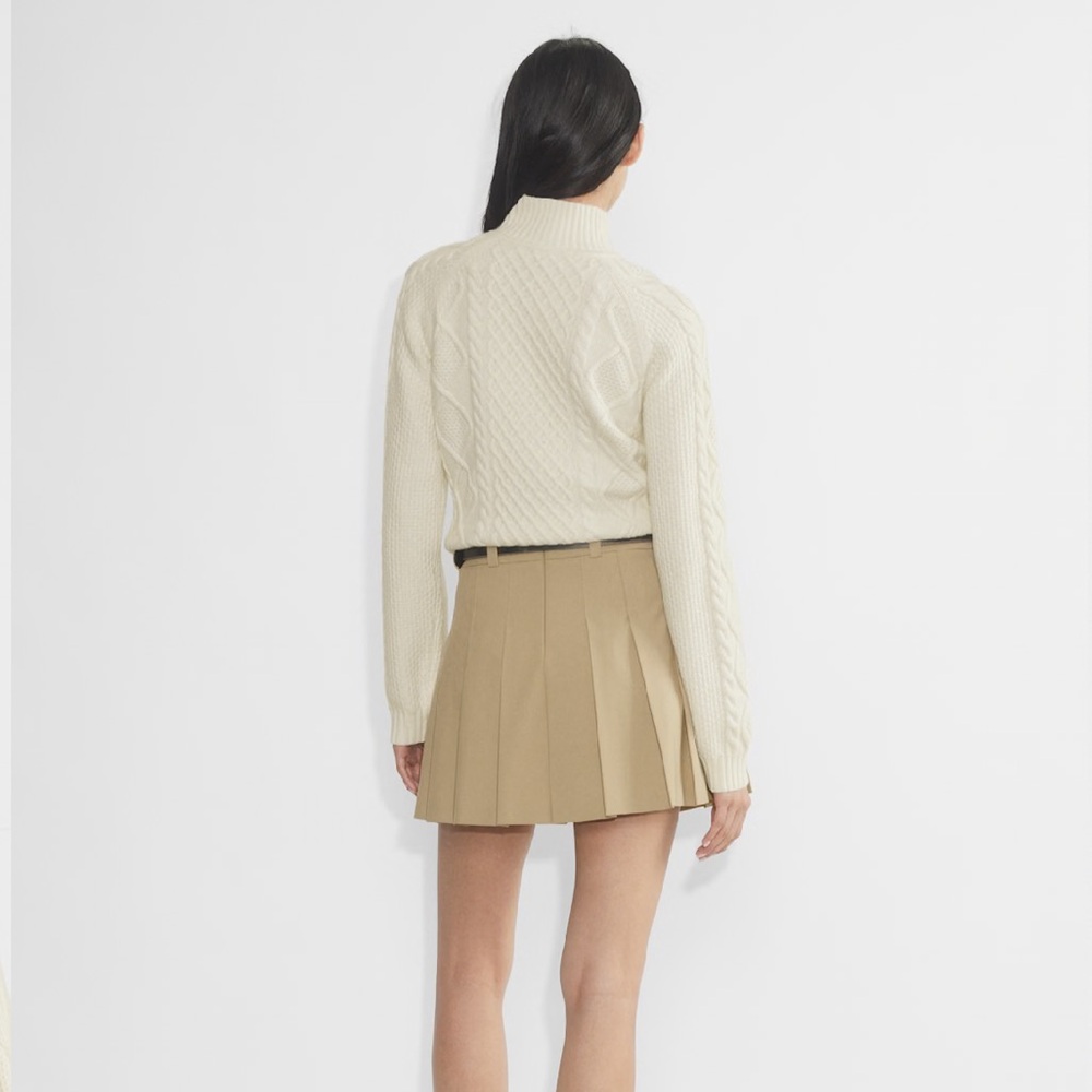Aritzia x Sunday Best - Boreal 1/4 zip
Merino wool cable-knit sweater, W’s Small - Picture 6 of 8